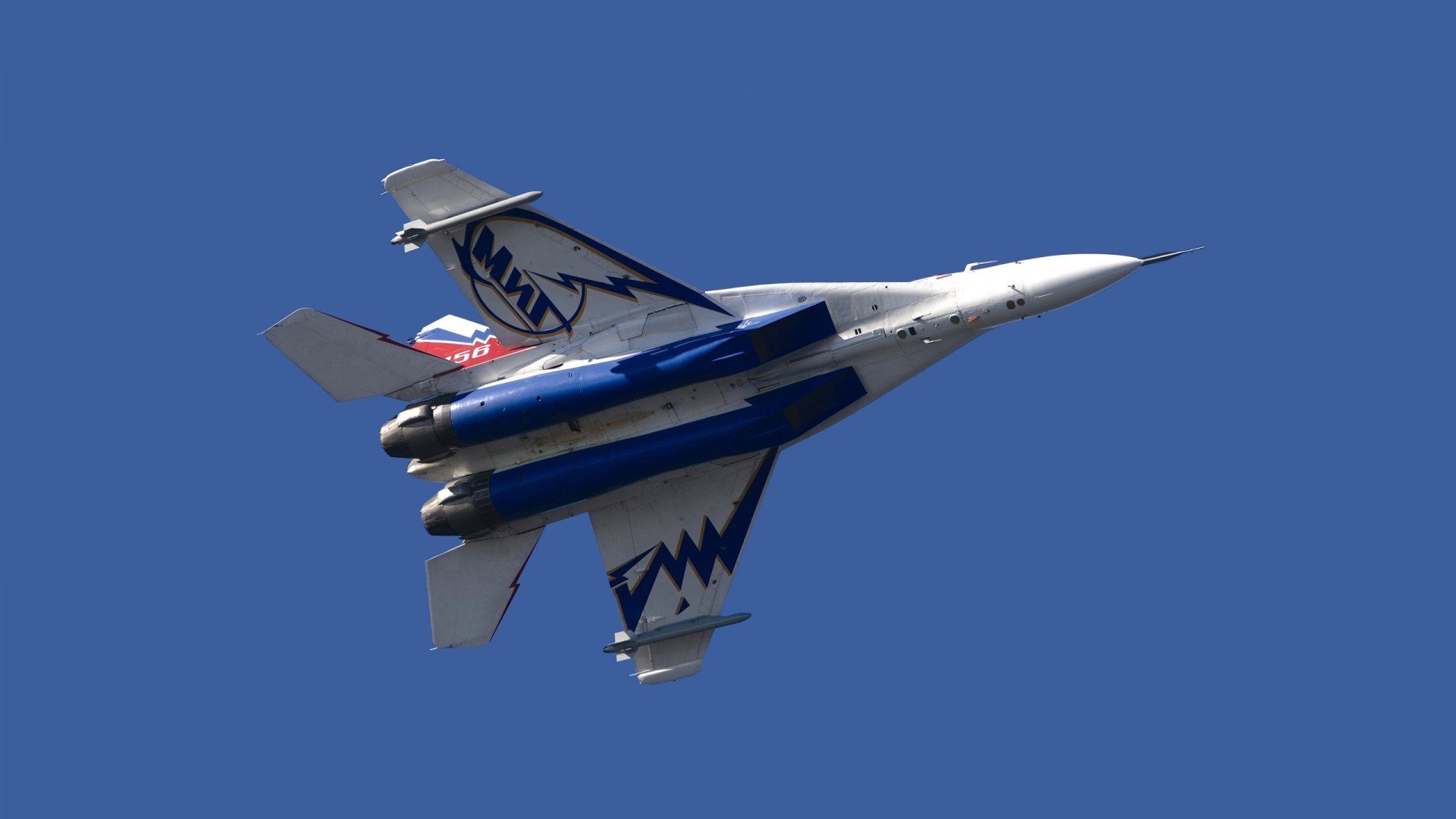 青少年篮球“梦想起点”公益行走进西部边疆地区，青少年篮球大赛